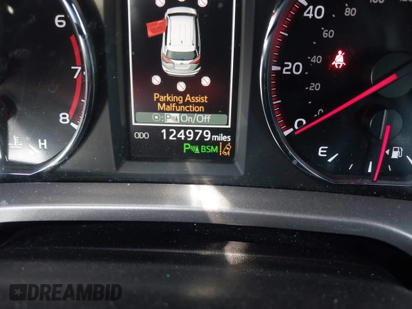 2018 Toyota RAV4 SE with VIN JTMNFREV3JJ156865, listed as a IAAI auction lot 41986697 with 124,979 mi miles and . Bid and sale history available at DreamBid. Image 16.