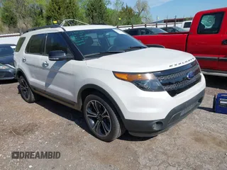 2014 Ford Explorer Sport z VIN 1FM5K8GT4EGC35025, wystawiony jako IAAI lot #41992295 z przebiegiem 99 414 mil mil oraz . Historia ofert i sprzedaży dostępna na DreamBid. Obrazek 1.