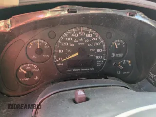 2000 GMC Safari with VIN 1GKDM19W6YB522185, listed as a Copart auction lot 73710704 with Not Provided miles and Salvage Title. Bid and sale history available at carsss.com. Image 9.