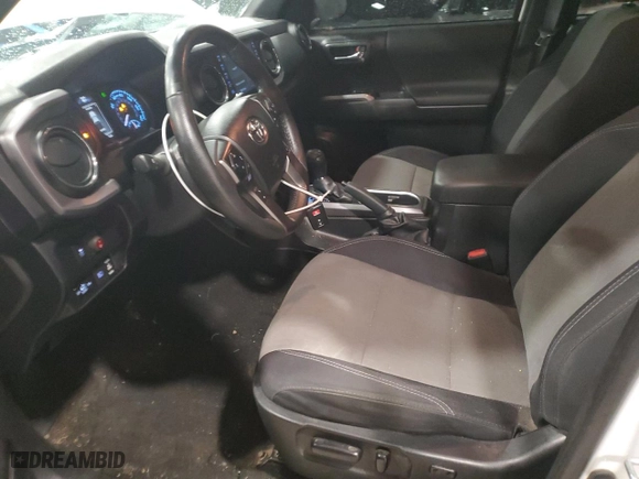 2021 Toyota Tacoma 4WD SR with VIN 5TFCZ5AN4MX258934, listed as a Copart auction lot 44678685 with 80,991 mi miles and Non Repairable. Bid and sale history available at carsss.com. Image 7.