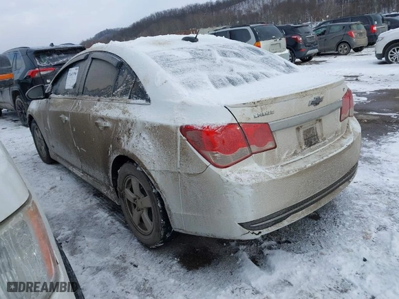 2015 Chevrolet Cruze LT with VIN 1G1PC5SB2F7101793, listed as a IAAI auction lot 41641996 with 134,666 mi miles. Bid and sale history available at carsss.com. Image 3.