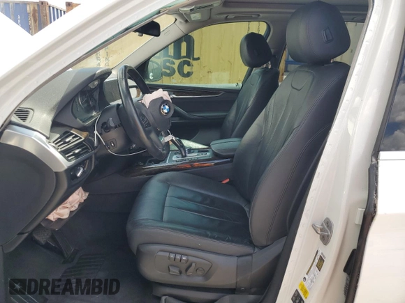 2015 BMW X5 xDrive35i with VIN 5UXKR0C52F0P07288, listed as a Copart auction lot 51697585 with 111,896 mi miles and Salvage Title. Bid and sale history available at carsss.com. Image 7.