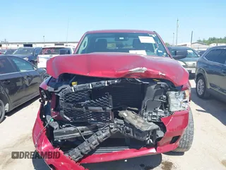 2014 Ram 1500 Express z VIN 1C6RR6FT3ES122128, wystawiony jako IAAI lot #41994152 z przebiegiem 138 624 mil mil oraz . Historia ofert i sprzedaży dostępna na DreamBid. Obrazek 12.