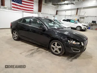 2012 Volvo S60 T5 with VIN YV1622FS0C2101907, listed as a Copart auction lot 53879165 with 116,323 mi miles and Non Repairable. Bid and sale history available at carsss.com. Image 4.