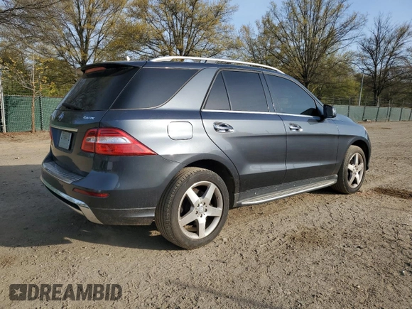 2015 Mercedes-Benz M 400 with VIN 4JGDA5GB9FA533725, listed as a Copart auction lot 53634095 with 216,712 mi miles and Clean Title. Bid and sale history available at DreamBid. Image 3.