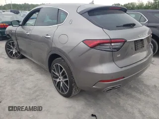 2021 Maserati Levante GT with VIN ZN661XUA6MX370920, listed as a Copart auction lot 47146083 with 18,891 mi miles. Bid and sale history available at carsss.com. Image 2.