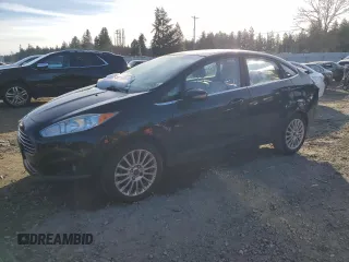 2016 Ford Fiesta Titanium z VIN 3FADP4CJ9GM179371, wystawiony jako Copart lot #44756925 z przebiegiem 131 019 mil mil oraz Szkoda całkowita • Salvage title. Historia ofert i sprzedaży dostępna na DreamBid. Obrazek 1.