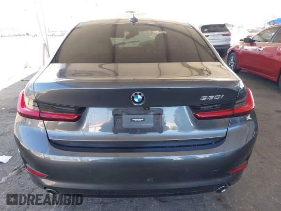 2022 BMW 3 Series 330i with VIN 3MW5R1J08N8C55960, listed as a IAAI auction lot 42505207 with Not provided miles and . Bid and sale history available at DreamBid. Image 16.