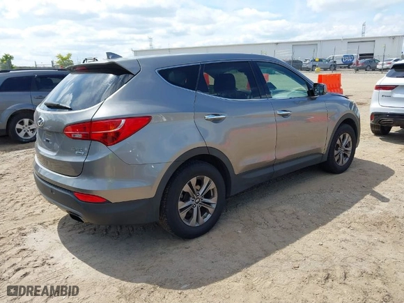2016 Hyundai Santa Fe Sport with VIN 5XYZTDLB6GG322097, listed as a IAAI auction lot 40140456 with 119,287 mi miles. Bid and sale history available at carsss.com. Image 4.