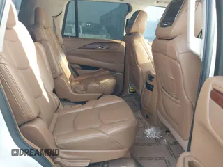 2016 Cadillac Escalade Platinum z VIN 1GYS4DKJ5GR260260, wystawiony jako IAAI lot #41476668 z przebiegiem 108 058 mil mil oraz . Historia ofert i sprzedaży dostępna na DreamBid. Obrazek 8.