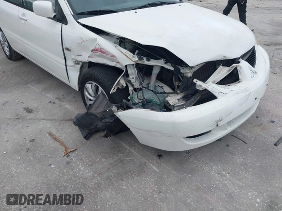 2005 Mitsubishi Lancer ES z VIN JA3AJ26E35U025117, wystawiony jako IAAI lot #41634961 z przebiegiem 206 822 mil mil oraz . Historia ofert i sprzedaży dostępna na DreamBid. Obrazek 6.
