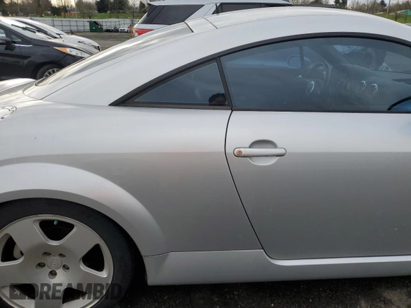2001 Audi TT with VIN TRUWT28N111043941, listed as a Copart auction lot 41547035 with 97,099 mi miles and Clean Title. Bid and sale history available at carsss.com. Image 10.