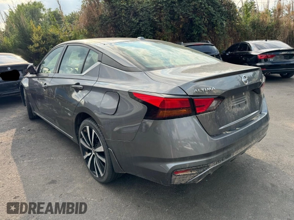 2022 Nissan Altima SR with VIN 1N4BL4CV6NN365572, listed as a Copart auction lot 56434745 with 56,656 mi miles and Salvage Title. Bid and sale history available at DreamBid. Image 3.