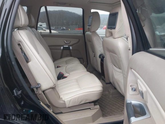 2013 Volvo XC90 Premier Plus with VIN YV4952CZ9D1645029, listed as a IAAI auction lot 41982841 with 132,556 mi miles and . Bid and sale history available at DreamBid. Image 8.