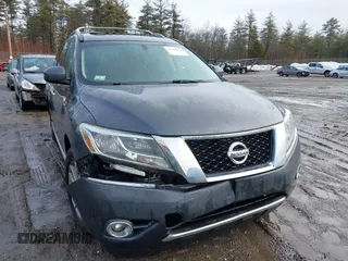2013 Nissan Pathfinder SV with VIN 5N1AR2MM2DC614471, listed as a IAAI auction lot 41740633 with 224,796 mi miles. Bid and sale history available at carsss.com. Image 6.