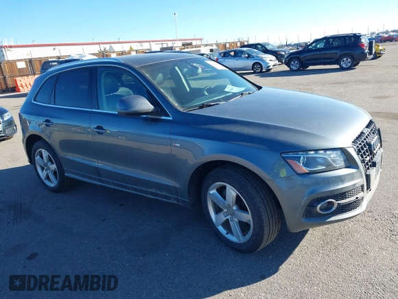 2012 Audi Q5 3.2L Premium Plus with VIN WA1DKAFP6CA113076, listed as a IAAI auction lot 41282805 with 152,146 mi miles. Bid and sale history available at carsss.com. Image 1.