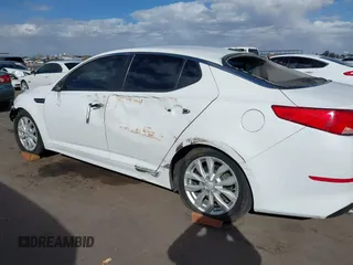 2015 Kia Optima EX с VIN 5XXGN4A70FG514151, выставлен на аукционе IAAI как лот 41746671 с пробегом 126 597 миль миль и . История ставок и продаж доступна на DreamBid. Изображение 17.