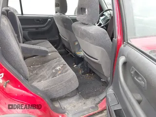 1999 Honda CR-V LX with VIN JHLRD184XXC084140, listed as a IAAI auction lot 41566574 with 206,522 mi miles. Bid and sale history available at carsss.com. Image 8.