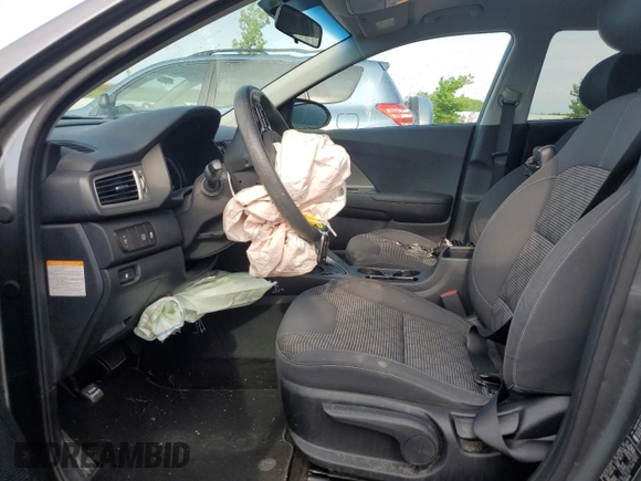 2018 Kia Niro FE with VIN KNDCB3LCXJ5136316, listed as a Copart auction lot 59357414 with 90,839 mi miles and Non Repairable. Bid and sale history available at carsss.com. Image 7.