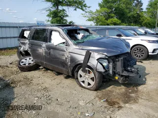 2019 Ford Expedition XLT z VIN 1FMJU1JT6KEA78288, wystawiony jako Copart lot #58875085 z przebiegiem Nie podano mil oraz Szkoda całkowita • Salvage title. Historia ofert i sprzedaży dostępna na DreamBid. Obrazek 4.