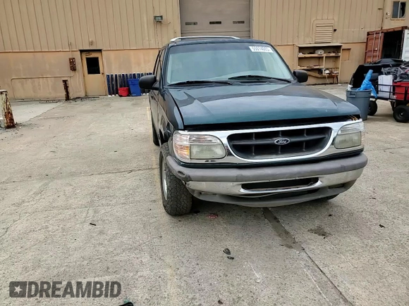 1996 Ford Explorer XL with VIN 1FMDU32X4TUD32047, listed as a Copart auction lot 55014665 with 171,139 mi miles and Salvage title. Bid and sale history available at DreamBid. Image 13.