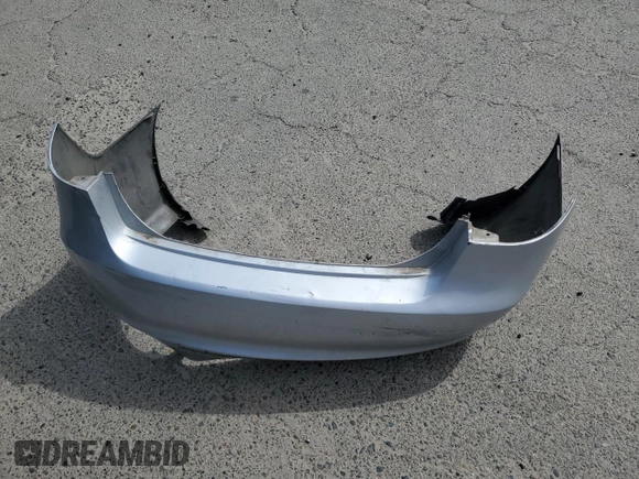 2007 Hyundai Elantra GLS z VIN KMHDU46D07U093432, wystawiony jako Copart lot #53382125 z przebiegiem 181 482 mil mil oraz Szkoda całkowita • Salvage title. Historia ofert i sprzedaży dostępna na DreamBid. Obrazek 12.