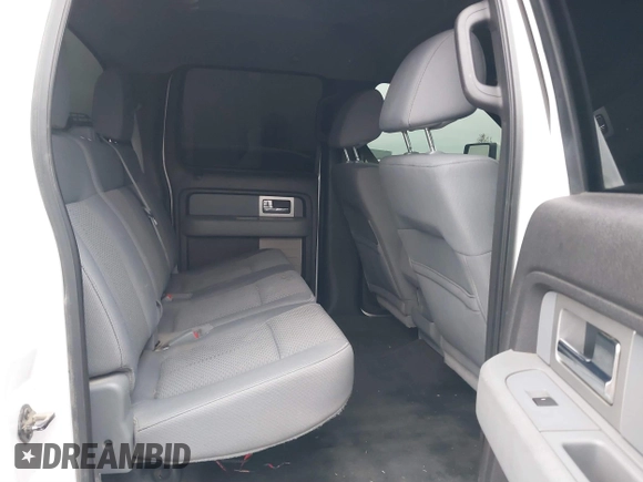 2011 Ford F-150 XL with VIN 1FTFW1EF9BFA00476, listed as a IAAI auction lot 40983977 with 189,294 mi miles. Bid and sale history available at carsss.com. Image 8.