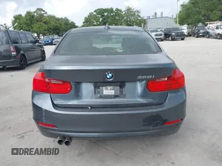 2015 BMW 3 Series 328i с VIN WBA3A5G55FNS85005, выставлен на аукционе IAAI как лот 41980680 с пробегом 136 517 миль миль и . История ставок и продаж доступна на DreamBid. Изображение 16.