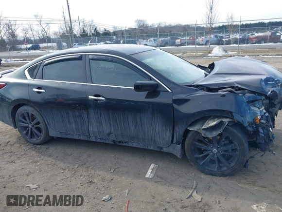2018 Nissan Altima 2.5 SR with VIN 1N4AL3AP5JC283588, listed as a IAAI auction lot 41397101 with 151,478 mi miles. Bid and sale history available at carsss.com. Image 12.
