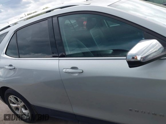 2018 Chevrolet Equinox Premier with VIN 2GNAXMEV7J6106781, listed as a IAAI auction lot 42113301 with 114,585 mi miles. Bid and sale history available at carsss.com. Image 13.