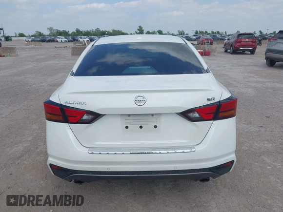 2020 Nissan Altima SR z VIN 1N4BL4CV8LC275140, wystawiony jako IAAI lot #42050885 z przebiegiem 61 198 mil mil oraz . Historia ofert i sprzedaży dostępna na DreamBid. Obrazek 16.