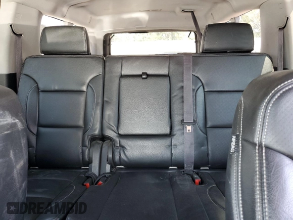 2015 GMC Yukon XL SLE with VIN 1GKS2GKC4FR678777, listed as a Copart auction lot 68642194 with 151,909 mi miles and Salvage Title. Bid and sale history available at carsss.com. Image 10.