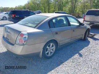 2005 Nissan Altima SL z VIN 1N4AL11D65N437326, wystawiony jako IAAI lot #42036878 z przebiegiem Nie podano mil oraz . Historia ofert i sprzedaży dostępna na DreamBid. Obrazek 4.
