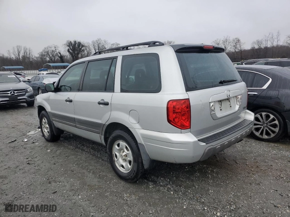 2004 Honda Pilot LX with VIN 2HKYF18124H555240, listed as a Copart auction lot 45273385 with 250,091 mi miles and Salvage Title. Bid and sale history available at carsss.com. Image 2.