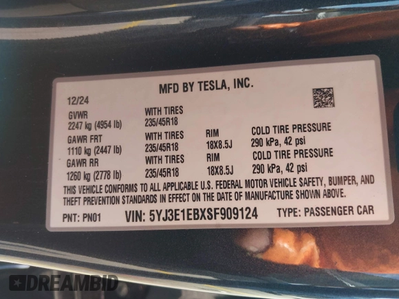 2025 Tesla Model 3 Long Range z VIN 5YJ3E1EBXSF909124, wystawiony jako IAAI lot #42015297 z przebiegiem Nie podano mil oraz . Historia ofert i sprzedaży dostępna na DreamBid. Obrazek 9.