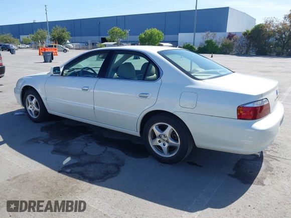 2002 Acura TL with VIN 19UUA56682A012256, listed as a IAAI auction lot 42099903 with 149,782 mi miles. Bid and sale history available at carsss.com. Image 3.