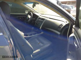 2013 Nissan Altima 2.5 SL with VIN 1N4AL3AP1DN568197, listed as a IAAI auction lot 41825919 with 107,846 mi miles. Bid and sale history available at carsss.com. Image 5.