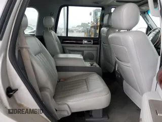 2005 Lincoln Navigator Luxury with VIN 5LMFU27545LJ15856, listed as a Copart auction lot 70311514 with 156,710 mi miles and Salvage Title. Bid and sale history available at carsss.com. Image 11.