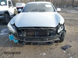 2015 Infiniti Q70 с VIN JN1BY1AR7FM561532, выставлен на аукционе IAAI как лот 41375898 с пробегом 130 565 миль миль и . История ставок и продаж доступна на DreamBid. Изображение 12.