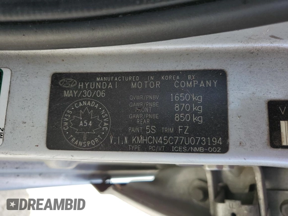 2007 Hyundai Accent GL z VIN KMHCN45C77U073194, wystawiony jako Copart lot #42955445 z przebiegiem 248 364 mil mil oraz Nie do naprawy • Non repairable. Historia ofert i sprzedaży dostępna na DreamBid. Obrazek 14.