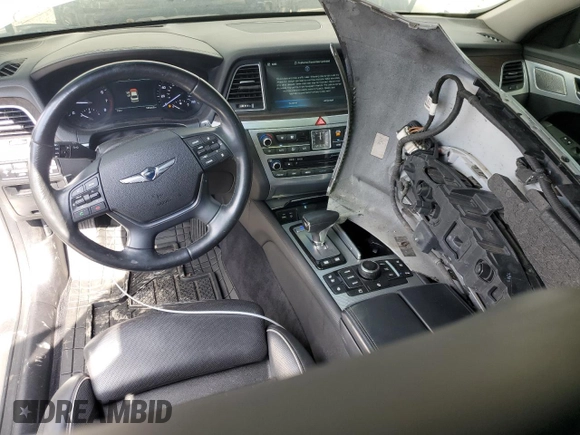 2018 Genesis G80 3.8L с VIN KMHGN4JE2JU256275, выставлен на аукционе Copart как лот 88252675 с пробегом 105 669 миль миль и Списание • Salvage title. История ставок и продаж доступна на DreamBid. Изображение 8.