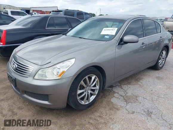 2008 Infiniti G35 Journey with VIN JNKBV61E78M226577, listed as a IAAI auction lot 42105267 with 166,572 mi miles. Bid and sale history available at carsss.com. Image 2.