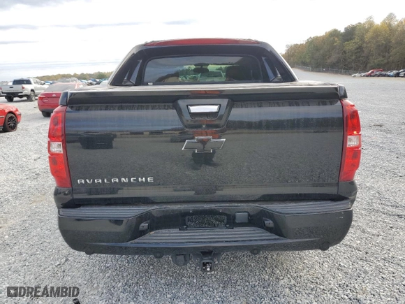 2013 Chevrolet Avalanche LTZ with VIN 3GNMCGE03DG351665, listed as a Copart auction lot 80685674 with 231,186 mi miles and Salvage Title. Bid and sale history available at carsss.com. Image 6.