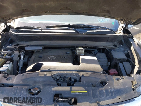 2016 Nissan Pathfinder S with VIN 5N1AR2MM1GC637454, listed as a IAAI auction lot 41640789 with 133,016 mi miles. Bid and sale history available at carsss.com. Image 10.
