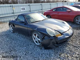 2000 Porsche Boxster S with VIN WP0CB298XYU662801, listed as a Copart auction lot 89003745 with 204,365 mi miles and Salvage Title. Bid and sale history available at carsss.com. Image 4.