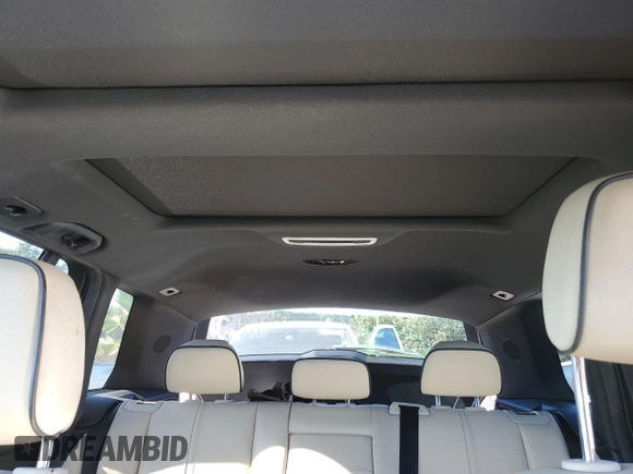2011 Mercedes-Benz GLK 350 with VIN WDCGG8HB6BF687879, listed as a Copart auction lot 76201304 with 107,673 mi miles and Salvage Title. Bid and sale history available at DreamBid. Image 10.