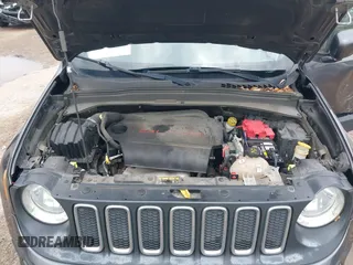 2018 Jeep Renegade Latitude with VIN ZACCJABB4JPH82491, listed as a IAAI auction lot 42070396 with 97,018 mi miles and . Bid and sale history available at DreamBid. Image 10.