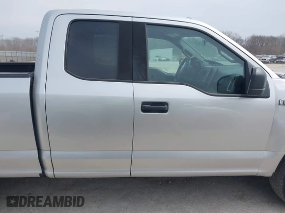 2015 Ford F-150 XLT с VIN 1FTEX1E82FFC23636, выставлен на аукционе IAAI как лот 41835465 с пробегом 149 801 миль миль и . История ставок и продаж доступна на DreamBid. Изображение 13.