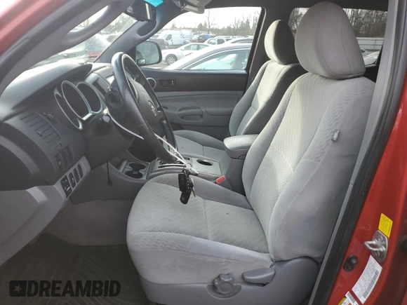 2011 Toyota Tacoma PreRunner with VIN 3TMJU4GN9BM115679, listed as a Copart auction lot 41638605 with 189,614 mi miles and Salvage title. Bid and sale history available at DreamBid. Image 7.