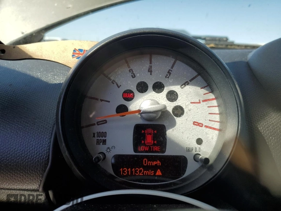 2012 MINI Countryman S с VIN WMWZC5C54CWM14898, выставлен на аукционе Copart как лот 57849285 с пробегом 131 132 миль миль и Чистый • Clean title. История ставок и продаж доступна на DreamBid. Изображение 9.